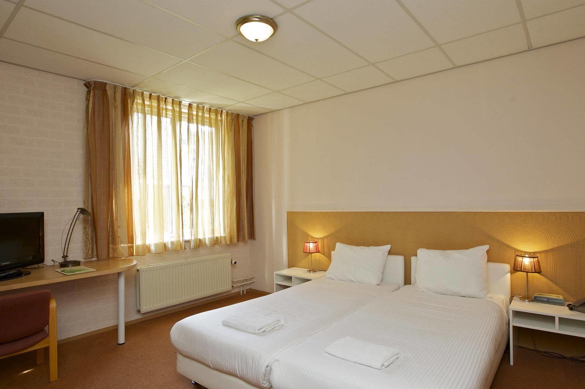 Parkhotel De Bosrand เอเด ภายนอก รูปภาพ